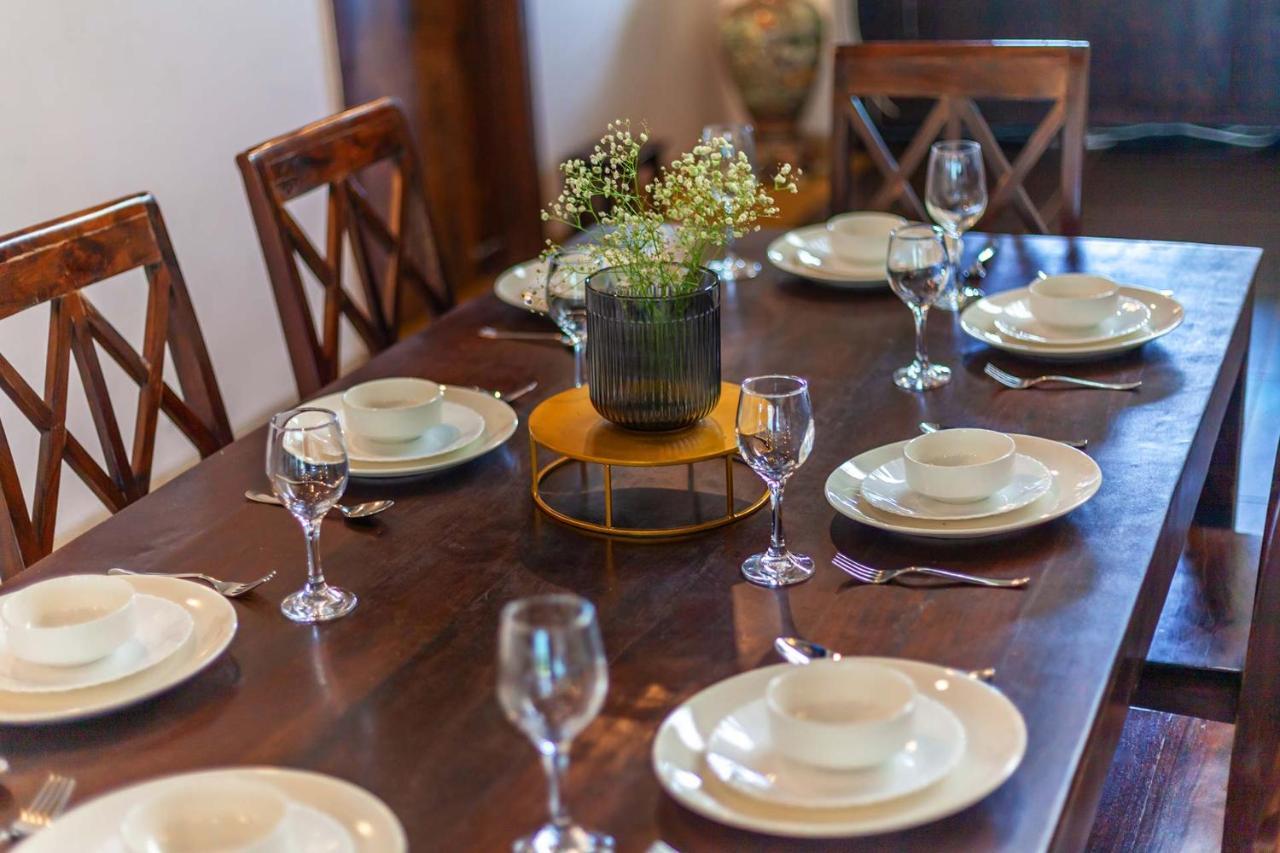 Stayvista'S Shivom Villa 12 - A Serene Escape With Views Of The Valley And Lake 로나발라 외부 사진